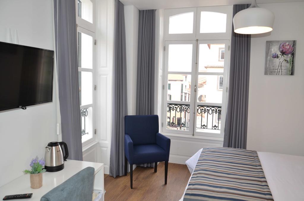 Edificio Charles 203 Homestay